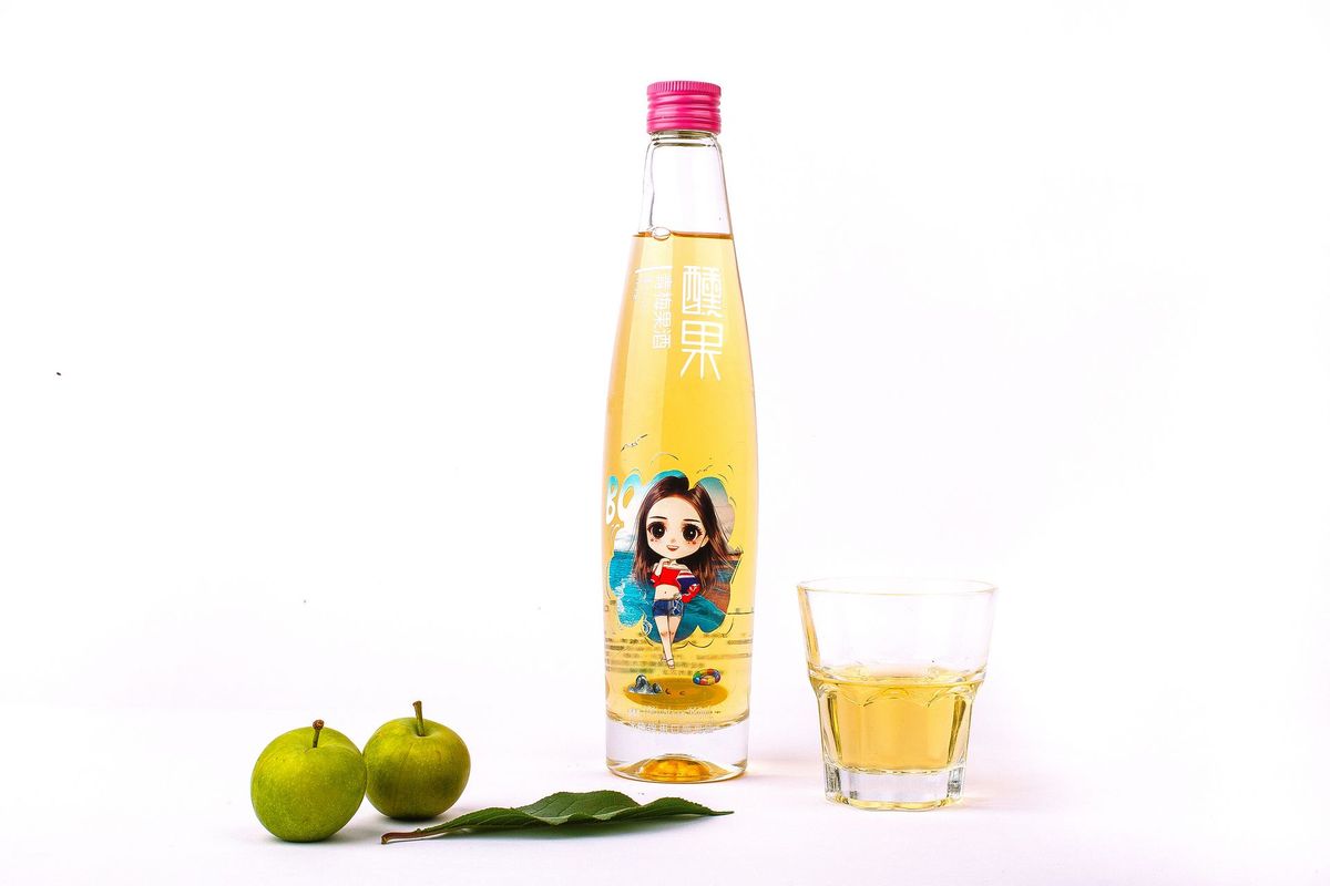 熏果青梅果酒 图2