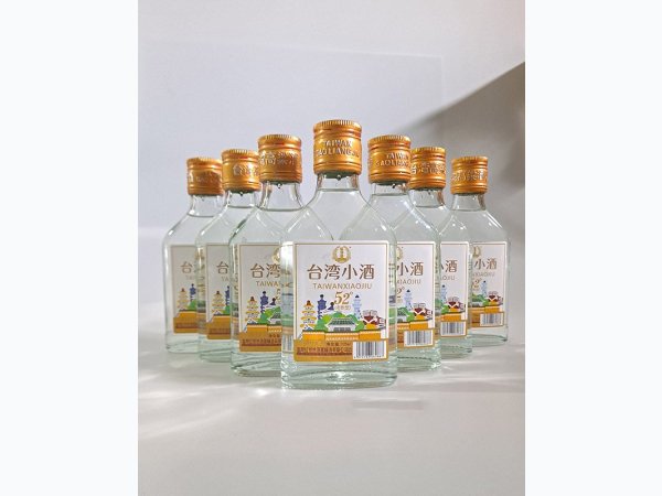 光瓶台湾小酒浓香52度125ml