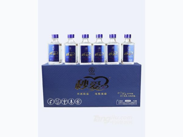 100ml秒爱浓香小酒（手提盒）