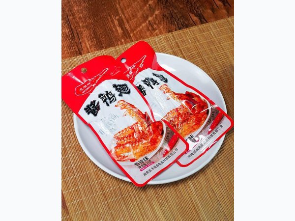 水滋淼酱鸭翅香辣味