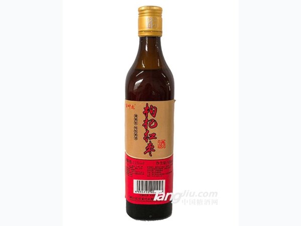 枸杞红枣酒