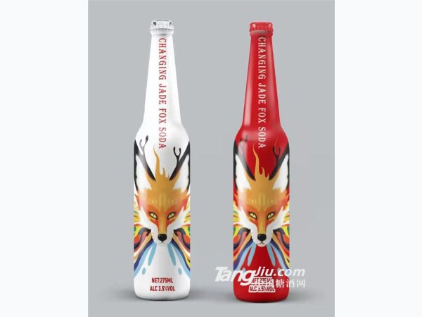 百变玉狐苏打酒鸡尾酒